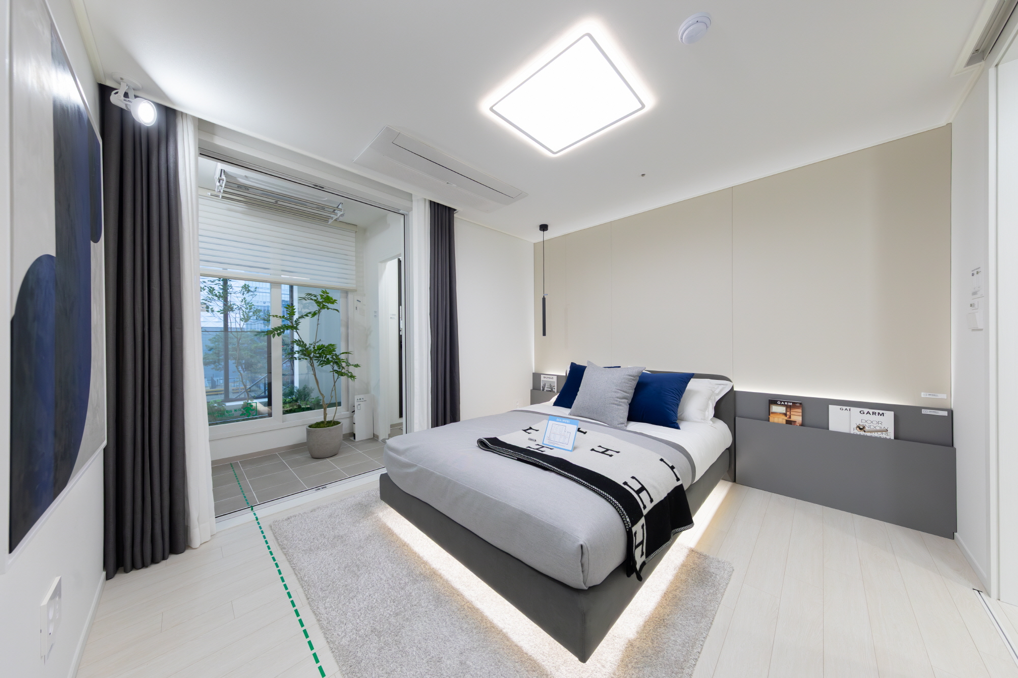 66A 침실1 인테리어