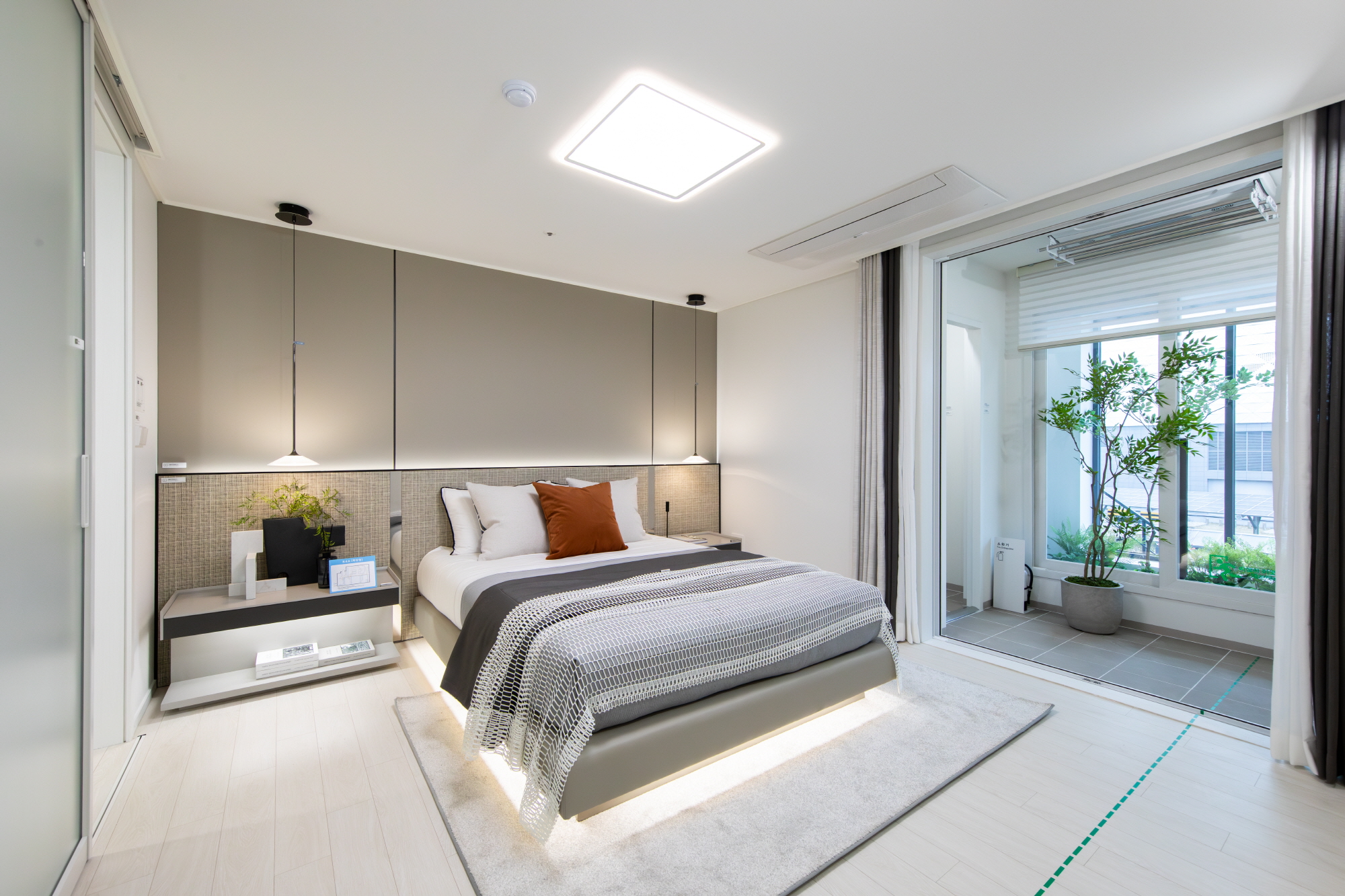 84A 침실1 인테리어